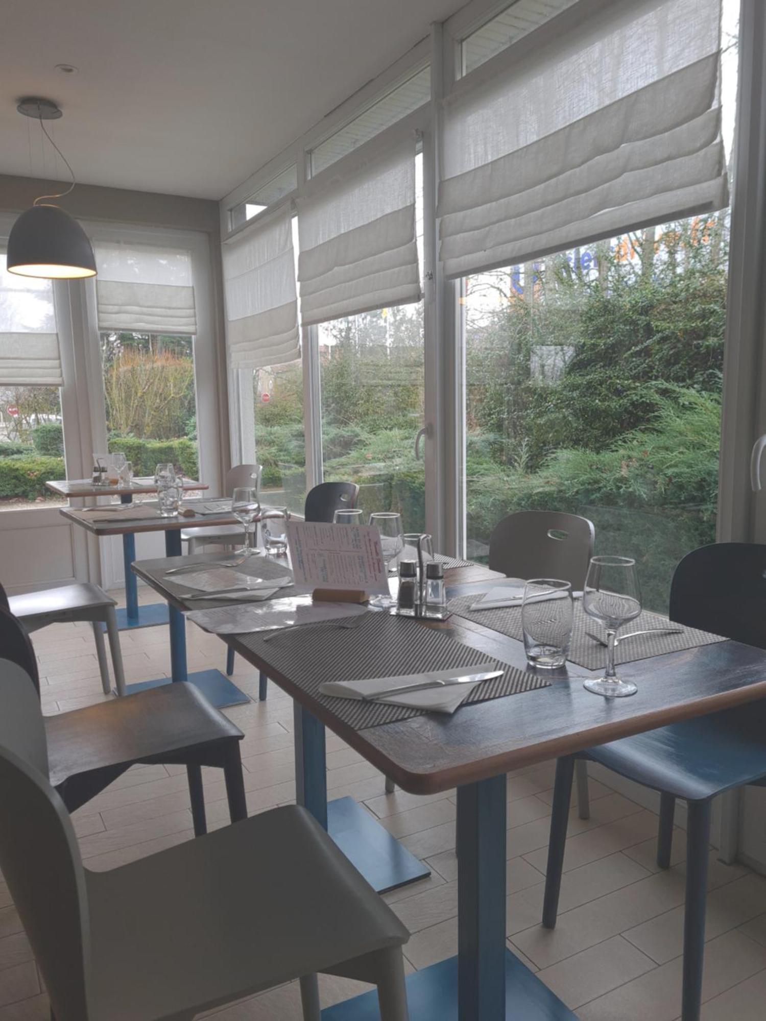 Brit Hotel Confort Nancy Lunéville Екстериор снимка